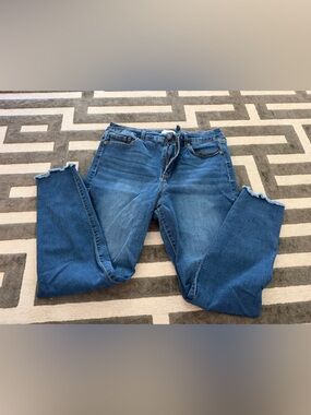 sofia by sofia vergara Medium Blue Ankle Crop Frayed Hem Jeans